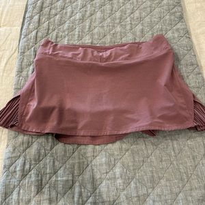 Lululemom skirt size 8